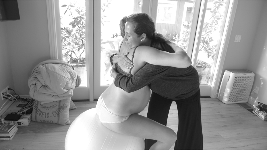 doula-hug